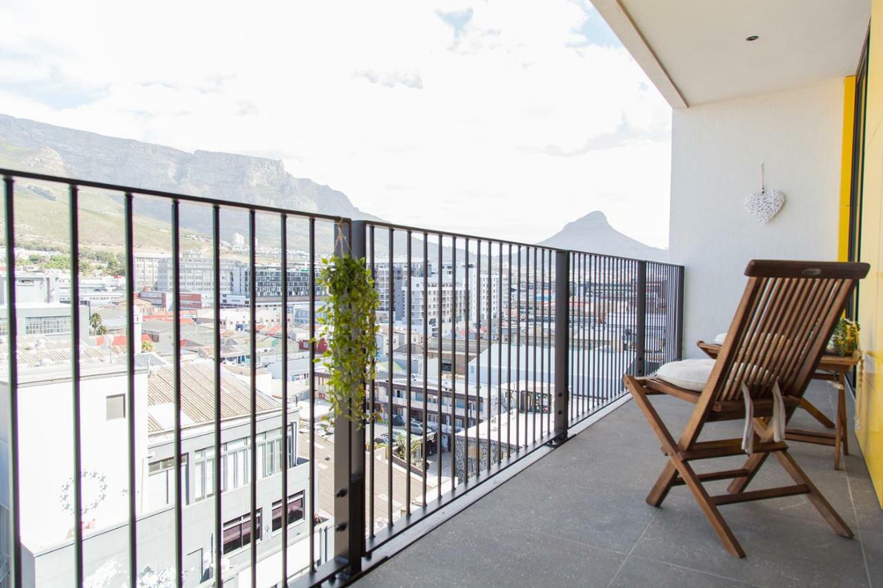 Wex 1 * Cape Town